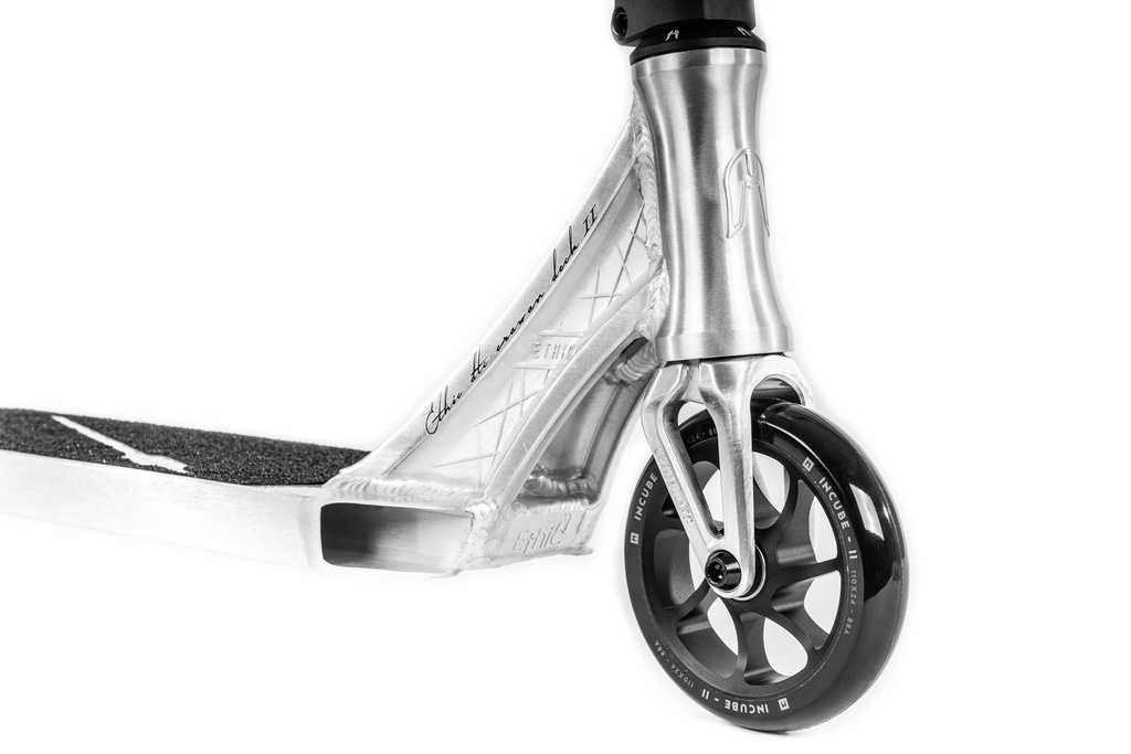 ETHIC Trottinette freestyle Erawan V2 Brushed